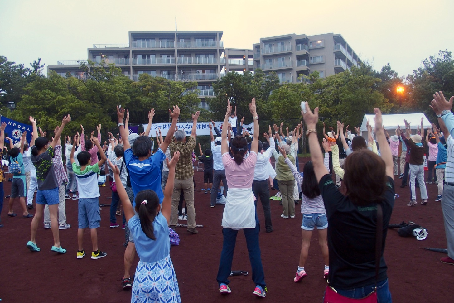 宝野公園で「夏期巡回ラジオ体操・みんなの体操会」が実施